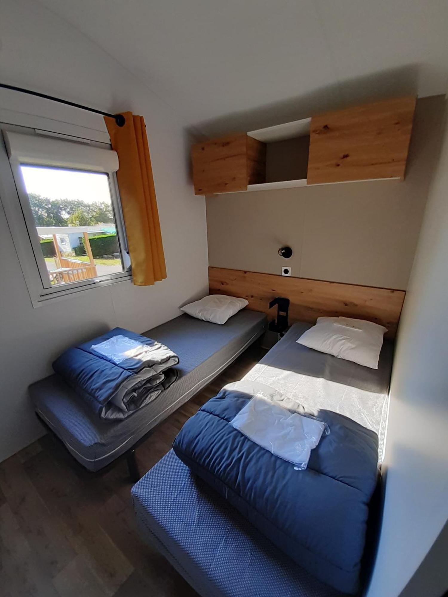 Camping Les Brillas Les Moutiers Екстериор снимка