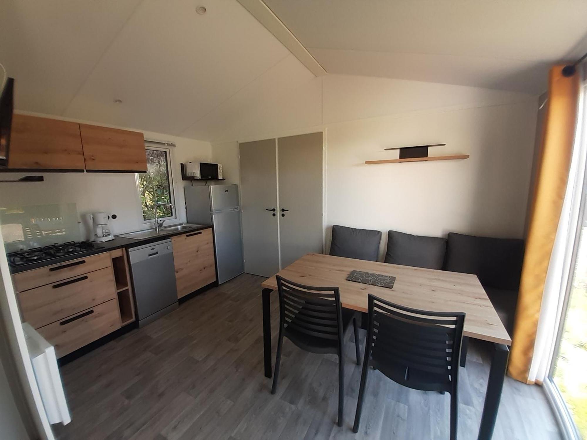 Camping Les Brillas Les Moutiers Екстериор снимка